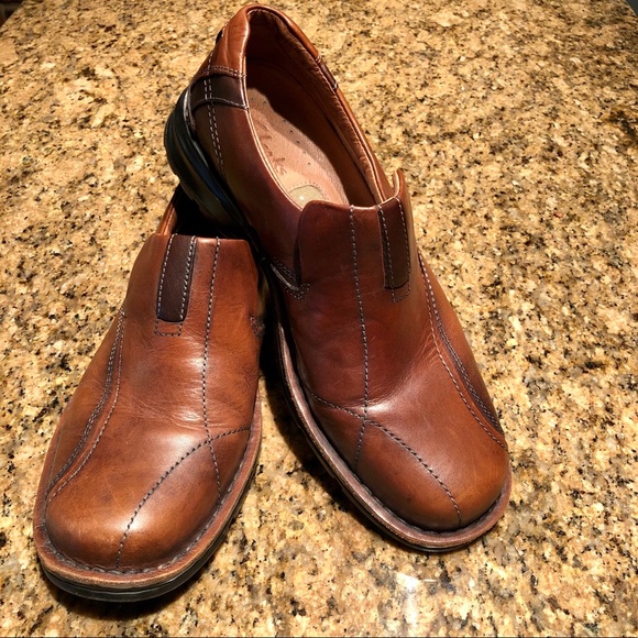 CLARKS Comfort Leather Men’s Dress Loafers SZ-8W - Picture 1 of 6